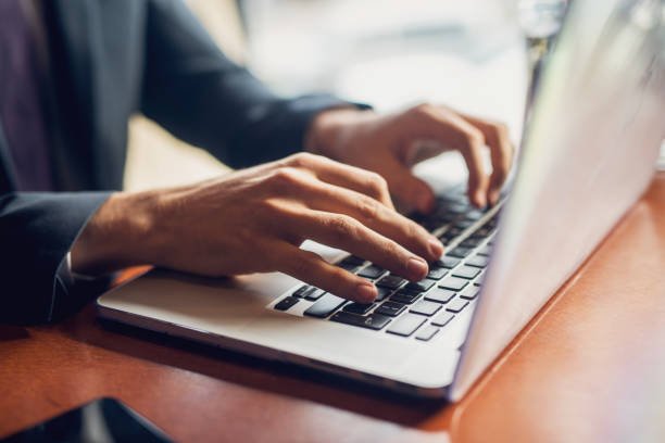 Best ChatGPT Prompts for a Recommendation Letter